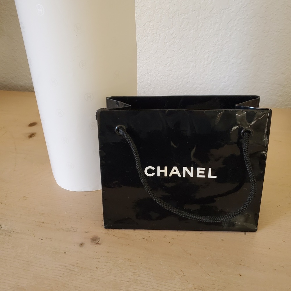 Authentic Chanel White on White Wrapping Paper Bolt Roll  2010 Vintage & 2 Bags